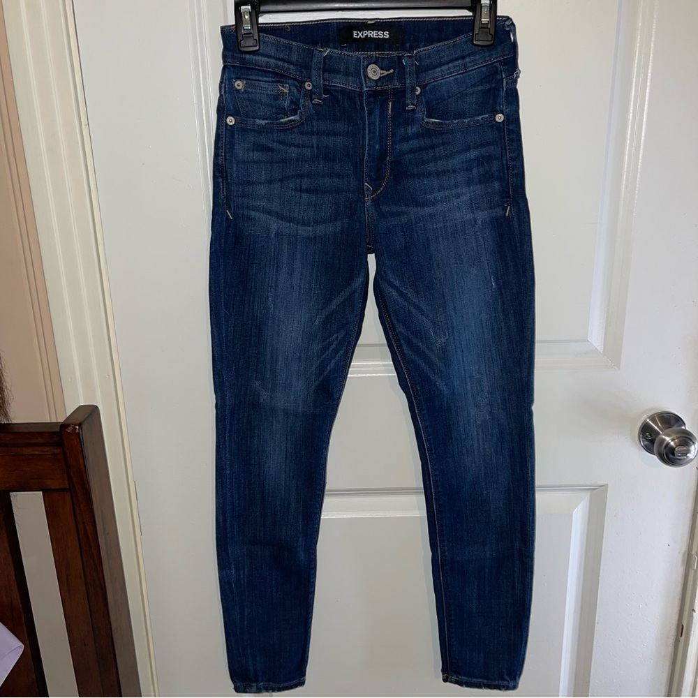 Express Mid Rise Legging - Picture 2 of 8